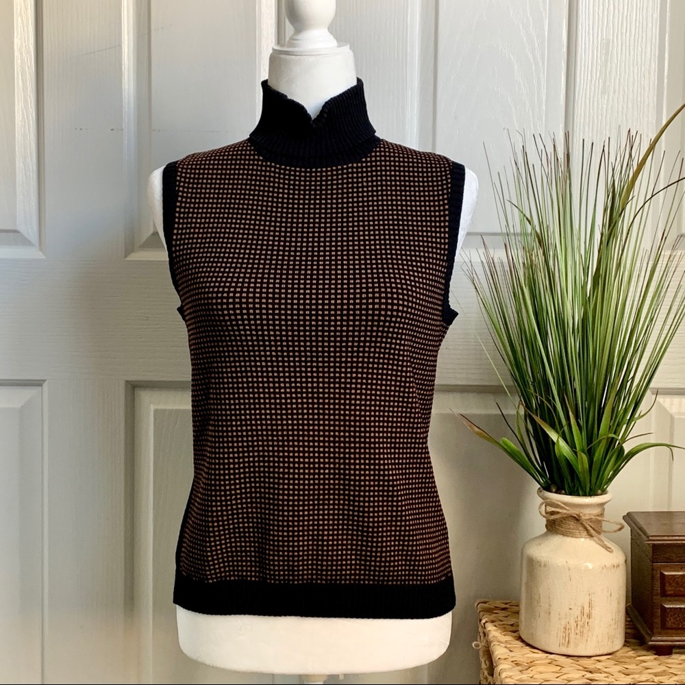 🦋 3 for 25 🦋 GIANNI Knitted blouse